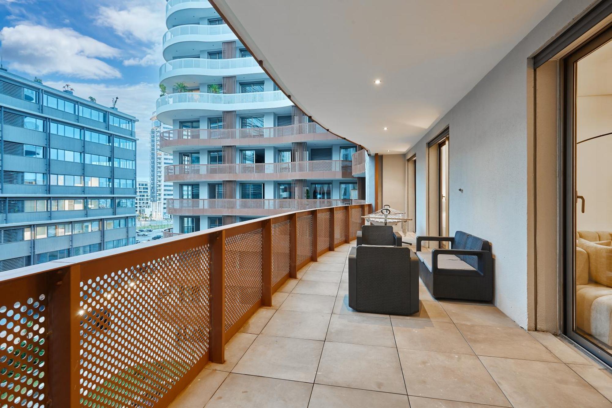 Apartamento Modern Unit In Casa Finance With Free Parking